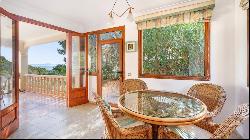 Nice Family Villa with partial sea views for sale in Cala Vinyes, Calvià 07181