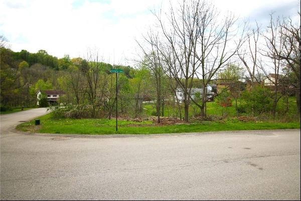 Lot 37 Essex Dr, Hempfield Twp - Wml PA 15601