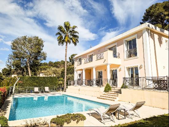 Vente - Villa Mougins (Golf) - 2a 895a 000a 