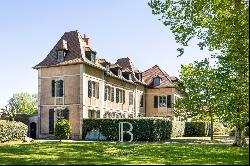 BAYONNE, APARTMENT OF 70 M² IN A CHÂTEAU OF THE 17TH CENTURY