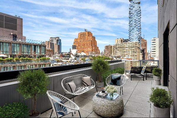 Tribeca Duplex Residence with Private Outdoor Terrace and Iconic City Views!Resi