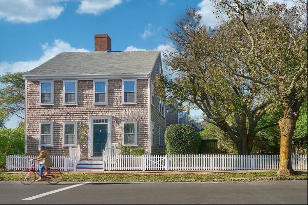 WEEKLY RENTAL:  Constructed by Nantucket shipbuilder George Coffin (1787-1867), the ca. 18
