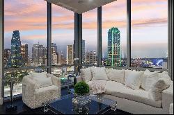 Sub-Penthouse In The Heart Of Dallas With Incredible Skyline Views