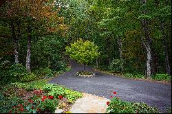 THE ORCHARDS OF MAYVIEW - BLOWING ROCK