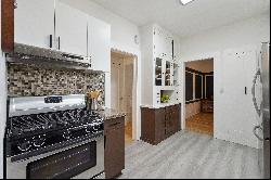 Charming 2 Unit Building in Coveted Location