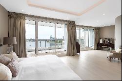A breath-taking waterfront penthouse apartment in Chelsea Harbour