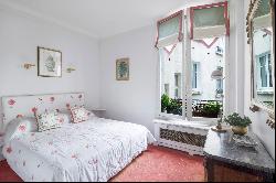 Paris 7th District – A bright 2/3 bed apartment