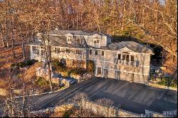 10 East Saddle River Road