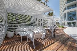 16901 Collins Ave 2204