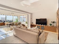 Exclusive Penthouse with Views in a Privileged Location
