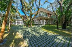 Oak Lane, Coral Gables, 33156