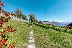 ABSOLUTE TRANQUILITY: Beautifully renovated chalet just minutes from Vevey.