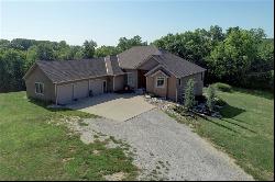 12365 NW 45 Highway, Parkville MO 64152