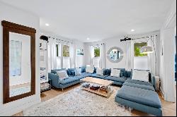 Renovated Sag Harbor Village Gem