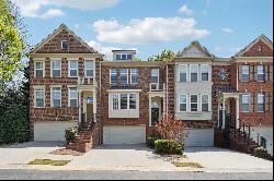 Immaculate Townhome in Vibrant Westwood Terrace Community