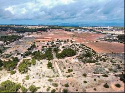 La Mola Luxury Home Site, Form