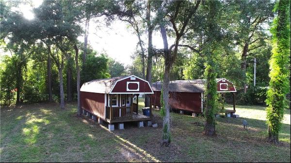 41 Middle Road, Hortense GA 31543