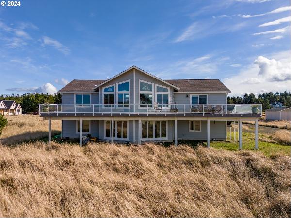 14520 M PL Long Beach, WA 98631