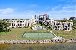 374 Golfview Road, #405, North Palm Beach, FL