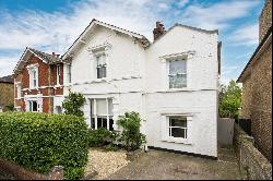 Park Road, East Molesey, Surrey, KT8 9LD