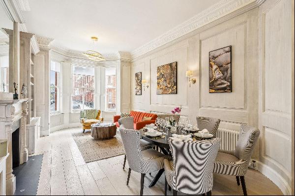 Spacious three bedroom apartment to rent in Rosary Gardens, SW7.