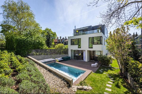 Outstanding modern family villa with garden and pool in the 19th District, Vienna.