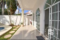 6190- “E” Residence Villa Magna Cannes 2, Cancun 77560