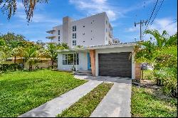 517 S 19th Ave, Hollywood FL 33020