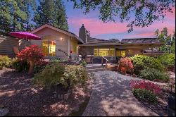 6715 Niblick Ct, Auburn CA 95602