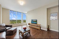 Luxurious Condo With Stunning Views At The Brookwood