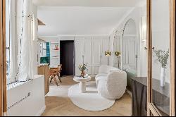 Paris 2nd - Montorgueil - Elegant pied-a-terre renovated in a private mansion