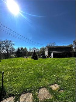 245 Findlay Rd, Cherry Twp PA 16061