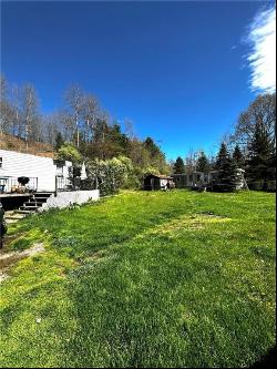 245 Findlay Rd, Cherry Twp PA 16061