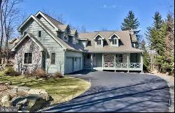 39 Watawga Way W, Gouldsboro PA 18424