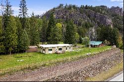 Cabins by the Clark Fork