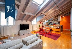 Elegant property with refined interiors for sale in Milan, a few steps from CityLife and t