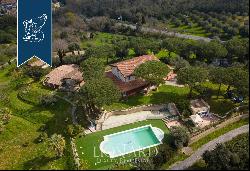 Complex of villas with a pool for sale in the heart of Scarlino's Natural Reserve