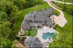Luxury on 3 Acres with Pool, Pool House, Putting Green, Golf Simulator & More!