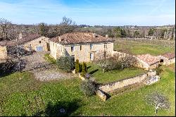 BORDEAUX 25KM - SUPERB COUNTRY PROPERTY - 14 HA - NUMEROUS OUTBUILDINGS