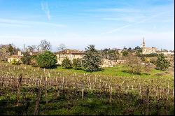 BORDEAUX 25KM - SUPERB COUNTRY PROPERTY - 14 HA - NUMEROUS OUTBUILDINGS