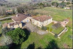 BORDEAUX 25KM - SUPERB COUNTRY PROPERTY - 14 HA - NUMEROUS OUTBUILDINGS