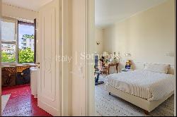 Splendid flat in the elegant setting of Via dei Giardini