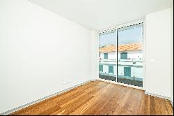 Flat, 3 bedrooms, for Sale