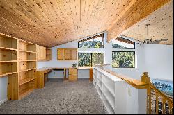 Unobstructed Mountain and Lake Views from the Deck