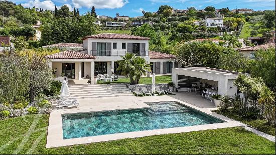 A showcase of modernity and serenity in Saint-Paul de Vence