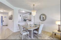 9022 Michael CIR #2-205, Naples FL 34113