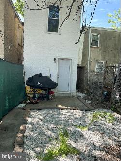 3929 Mount Vernon Street, Philadelphia PA 19104