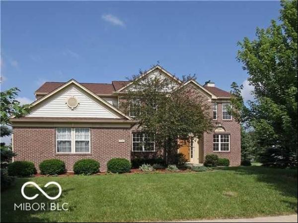 7580 Prairie View Drive, Indianapolis IN 46256