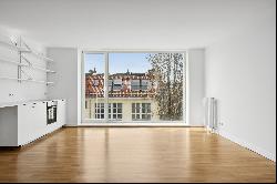 Top-floor Studio with Rooftop-terrace and view over Berlin