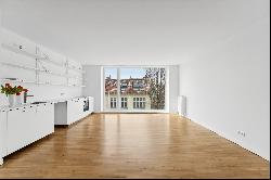 Top-floor Studio with Rooftop-terrace and view over Berlin